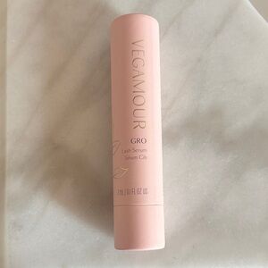 BNWT Vegamout Lash Serum